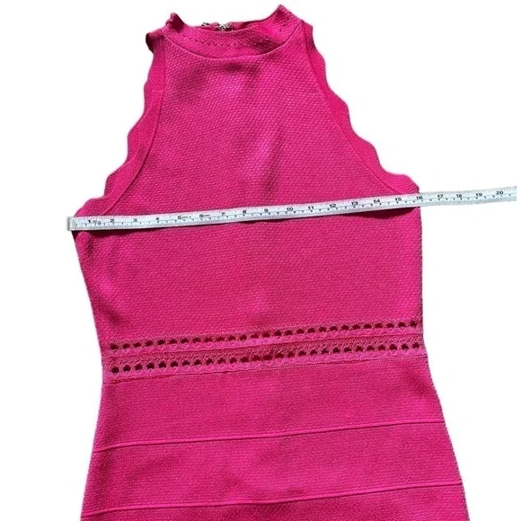 Bebe Pink Elissa Scalloped Dress. Size M - Picture 6 of 13